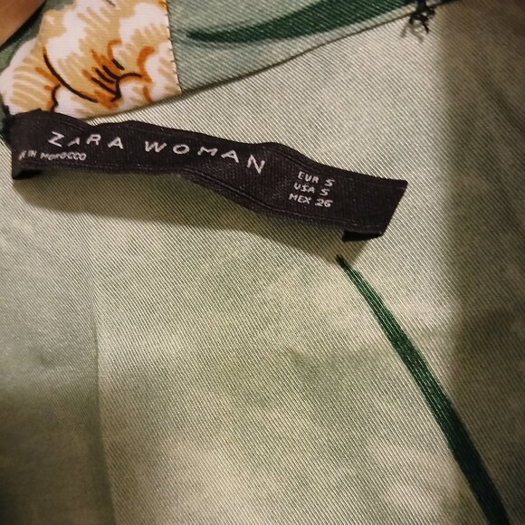 🌸 Zara Floral Kimono Robe 👘 🌸 - Picture 3 of 13